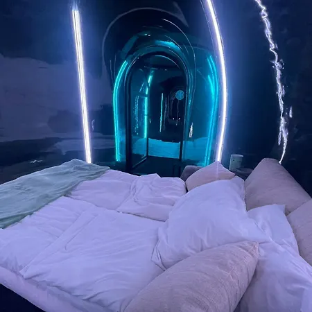 Magical Forest Haven Dome Apartment Bergen